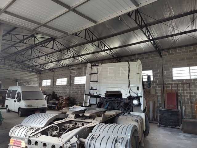 Oportunidade Única  Barracão   Sobrado à Venda na Estrada da R...