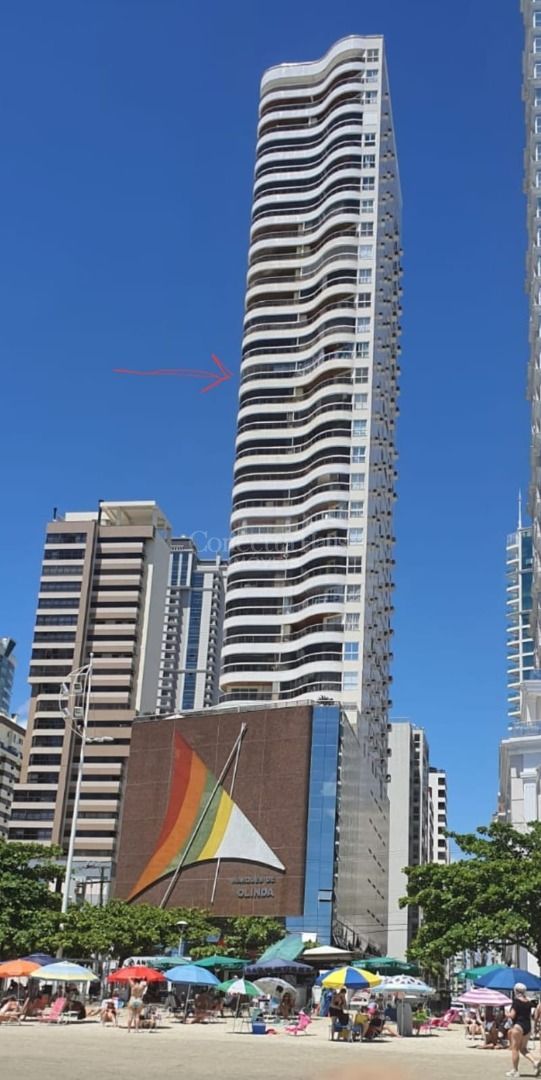 Apartamento Alto Padrão Frente Mar no Centro  2 Dorms, Varanda...