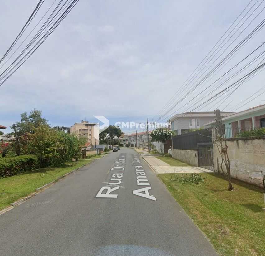 Terreno ZR4 no Tingui com Casa Aver­bada de 250m   Ideal para ...