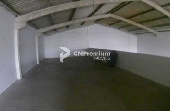 Barracão 550m  no Boqueirão  Espaço Amplo e Estrutura Completa...