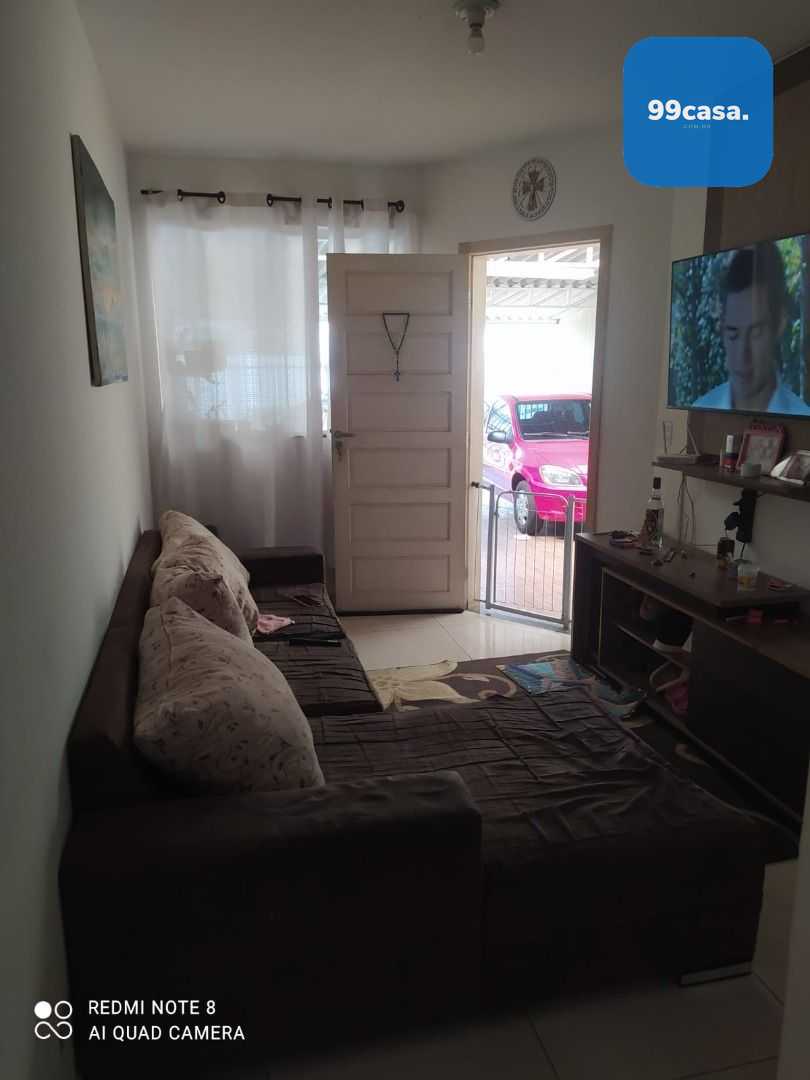 Casa à Venda no Gralha Azul, Fazenda Rio Grande  Conforto, Esp...