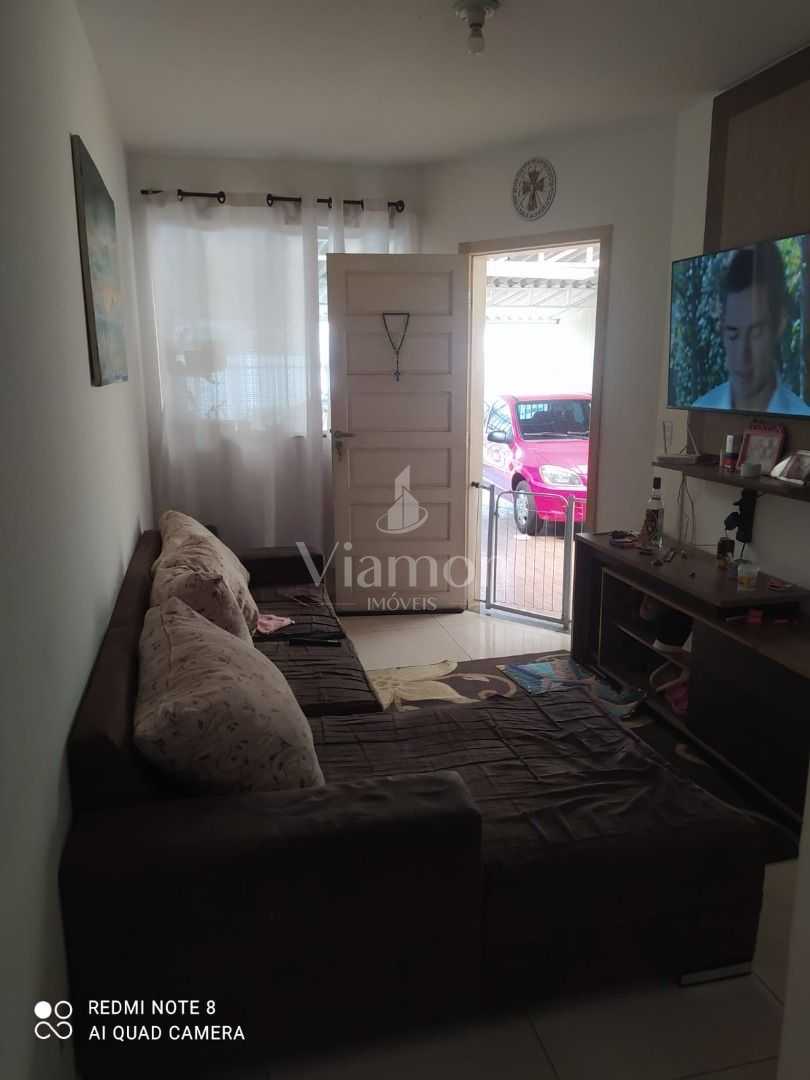 Casa à Venda no Gralha Azul, Fazenda Rio Grande  Conforto, Esp...