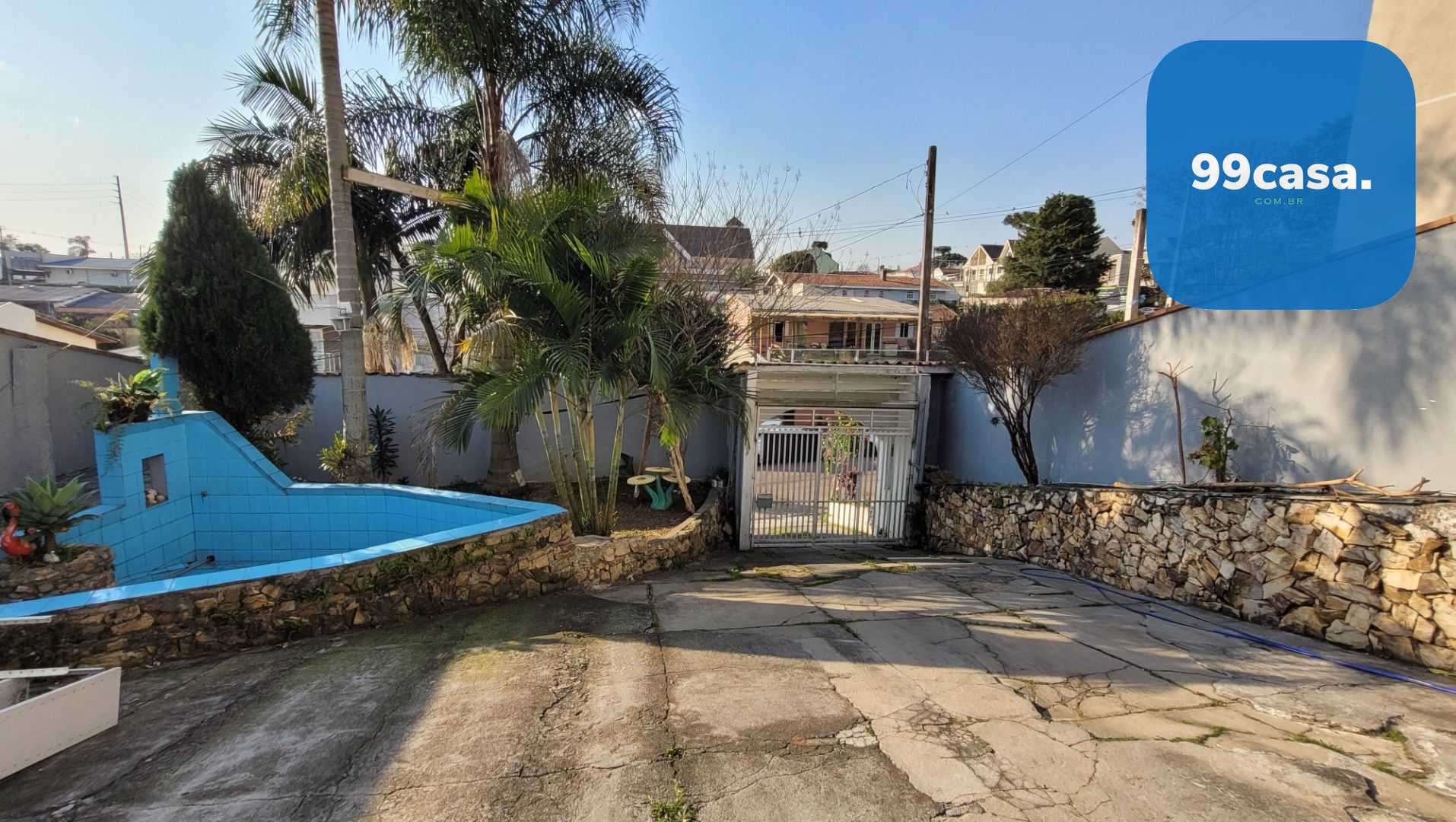 Casa ampla, ensolarada e com quintal no Portão, 4 quartos, sac...