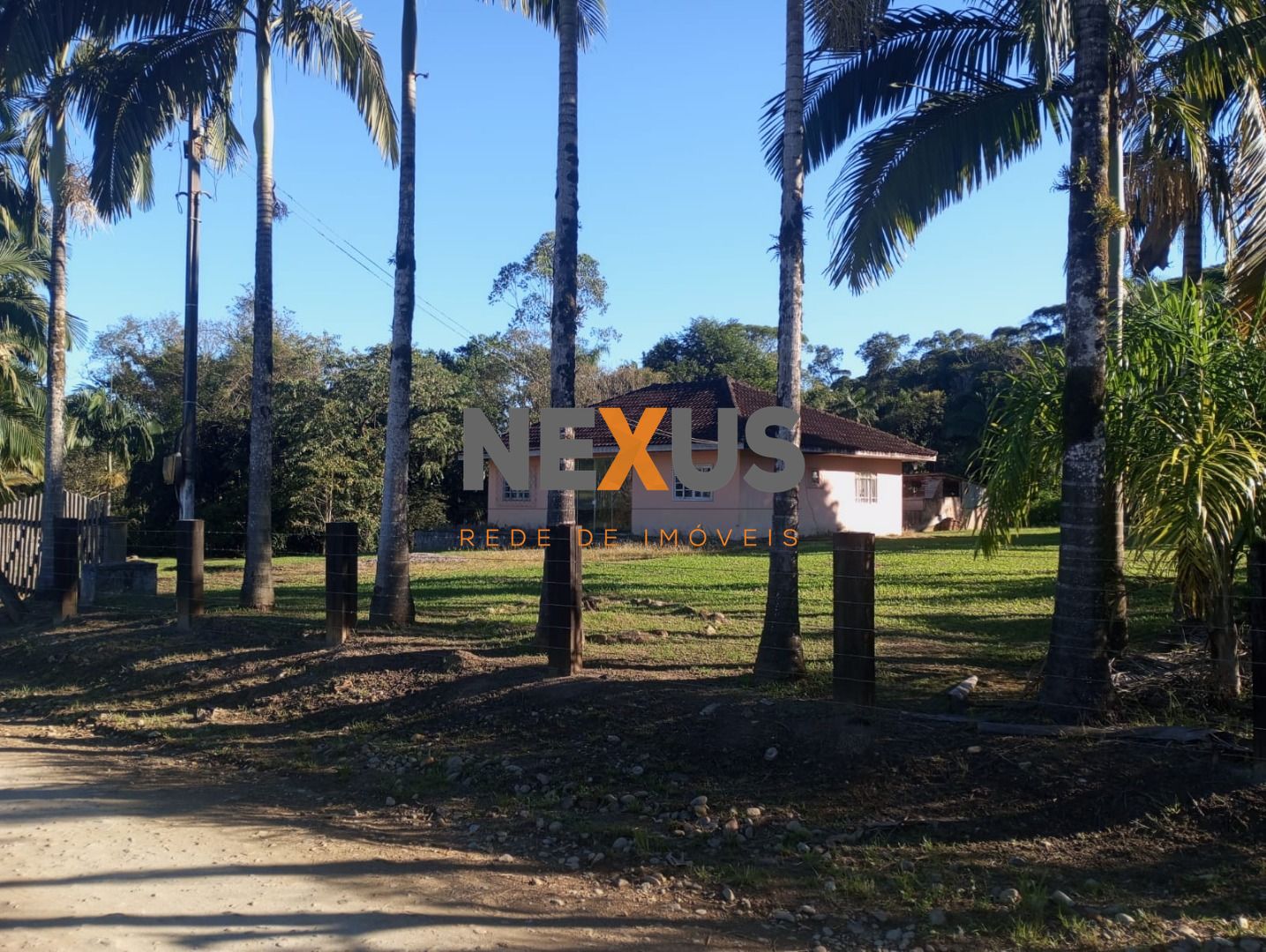 Sítio com 38,8 hectares, rios naturais e produção de pupunha e...