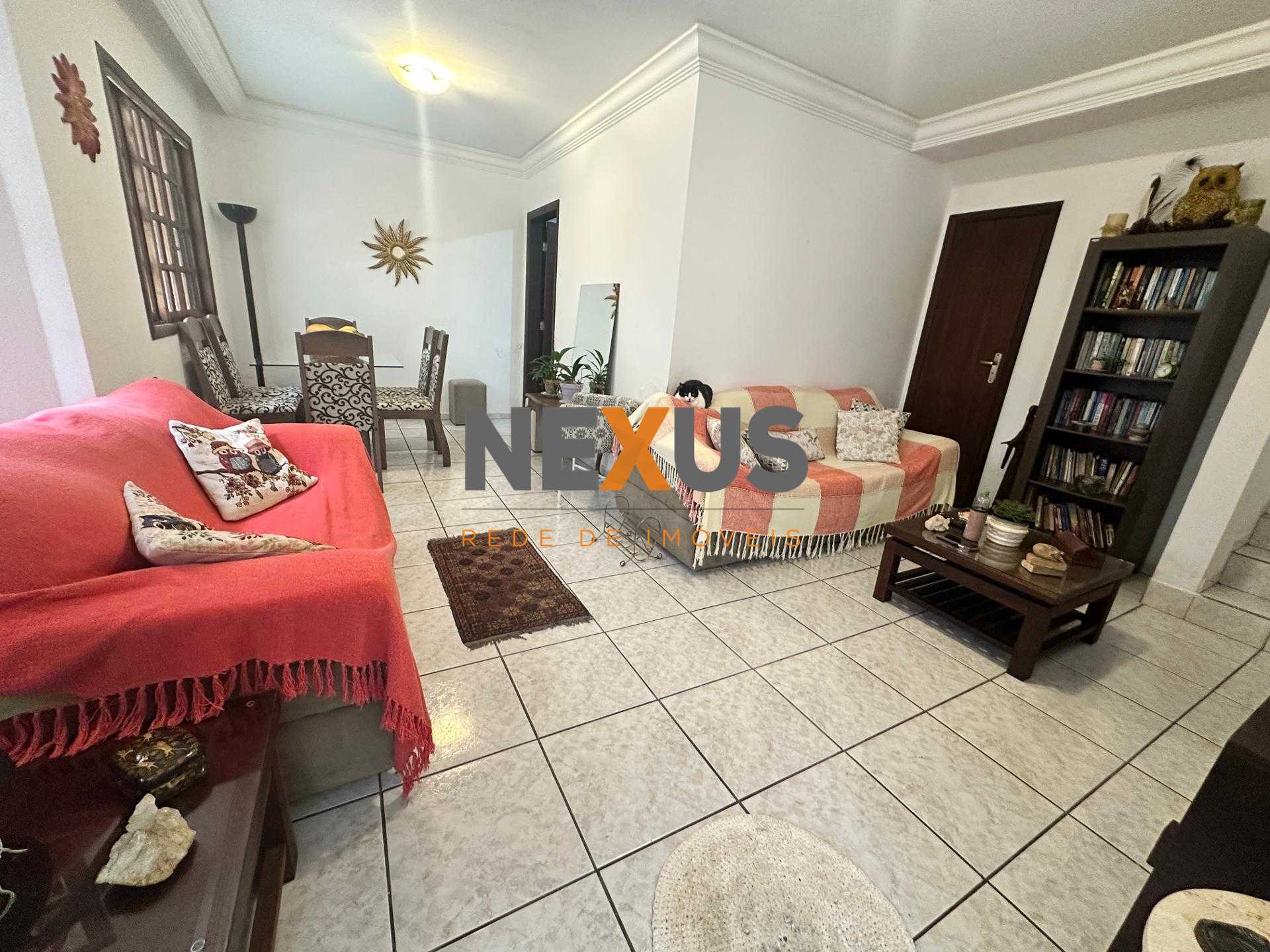 Sobrado com 4 quartos à venda, Orleans, CURITIBA - PR