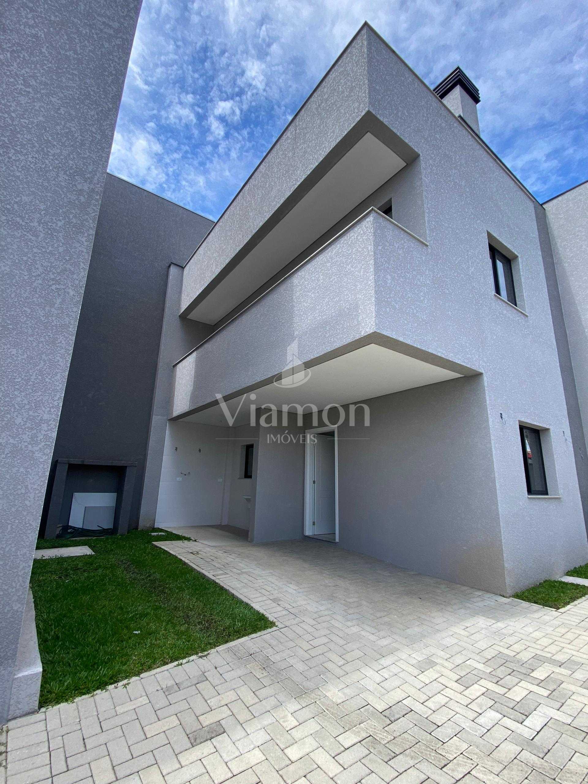 Sobrado à venda no São Braz em Curitiba, 3 quartos, próximo à ...