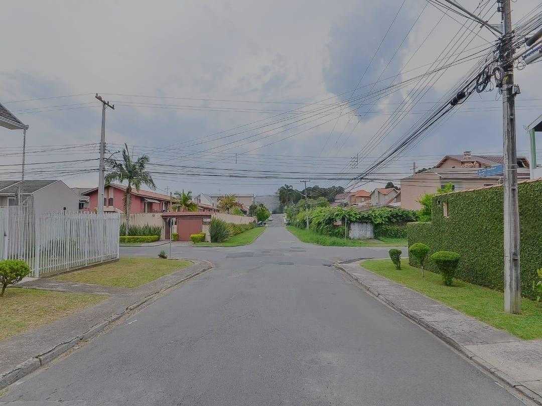 Sobrado à venda no Orleans, CURITIBA - PR