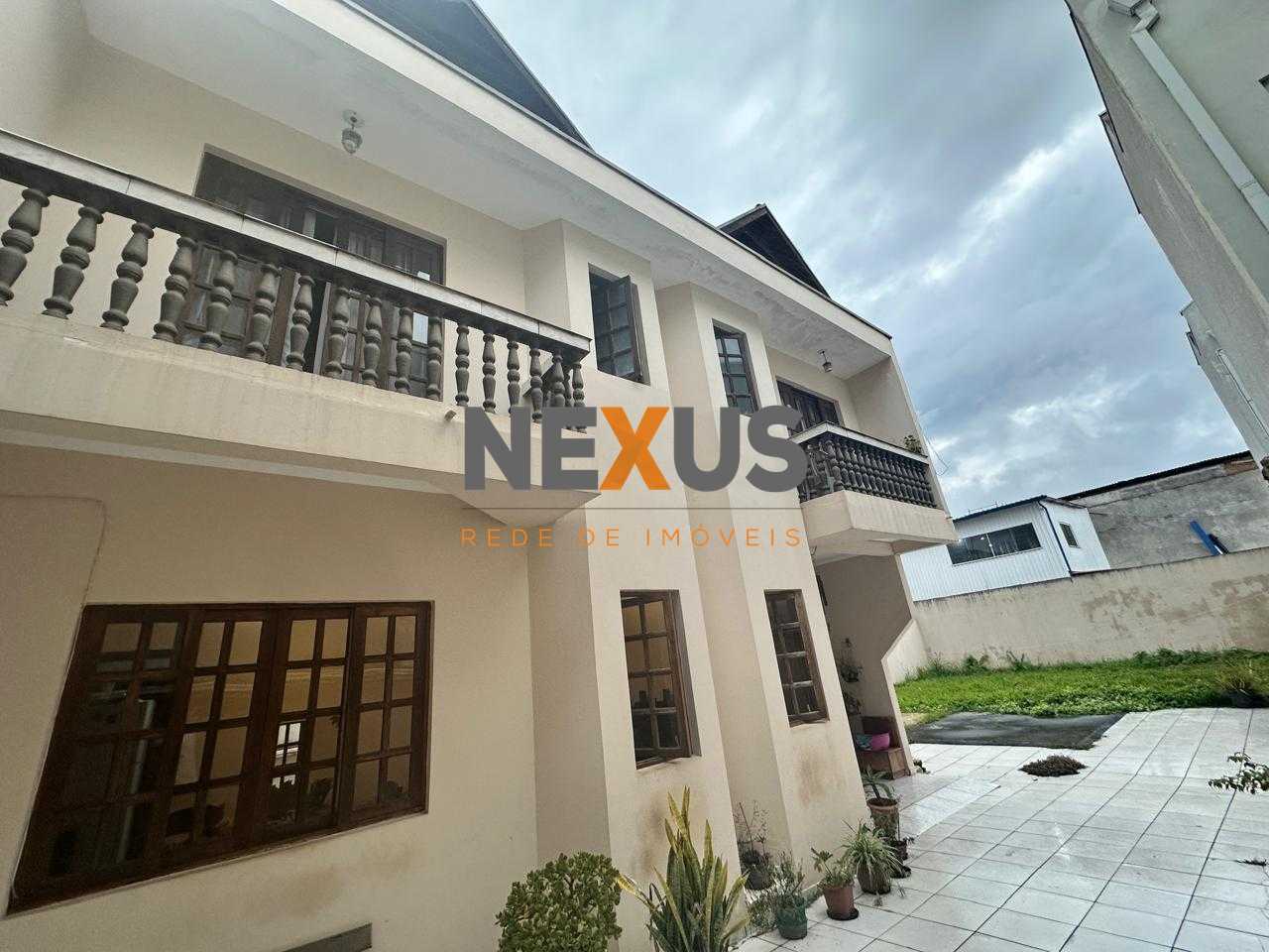 Sobrado com 4 quartos à venda, Orleans, CURITIBA - PR