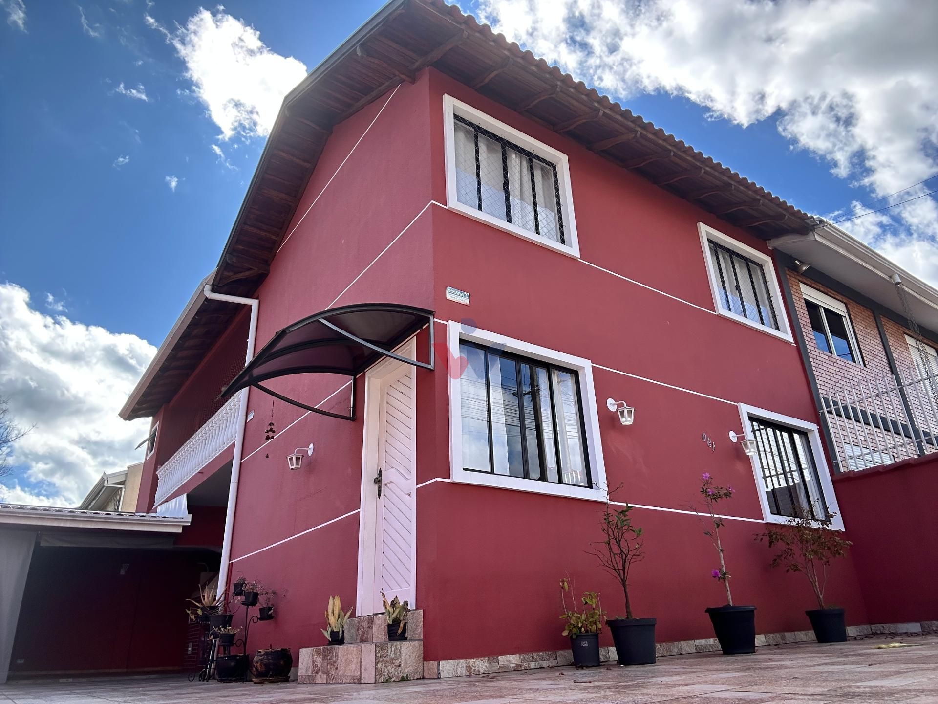 Sobrado à venda, Rua Juruaçu,130  Bairro São Braz - Curitiba- Pr