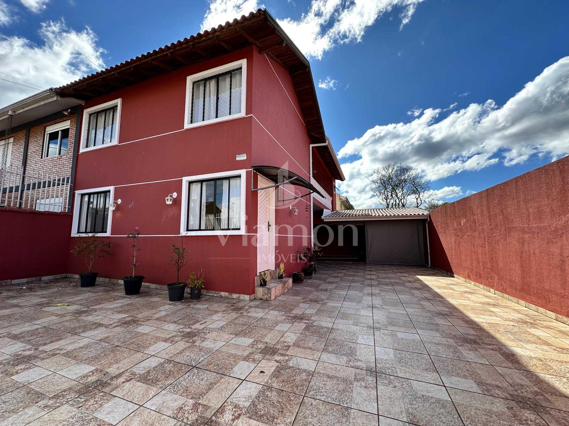 Sobrado à venda, Rua Juruaçu,130  Bairro São Braz - Curitiba- Pr