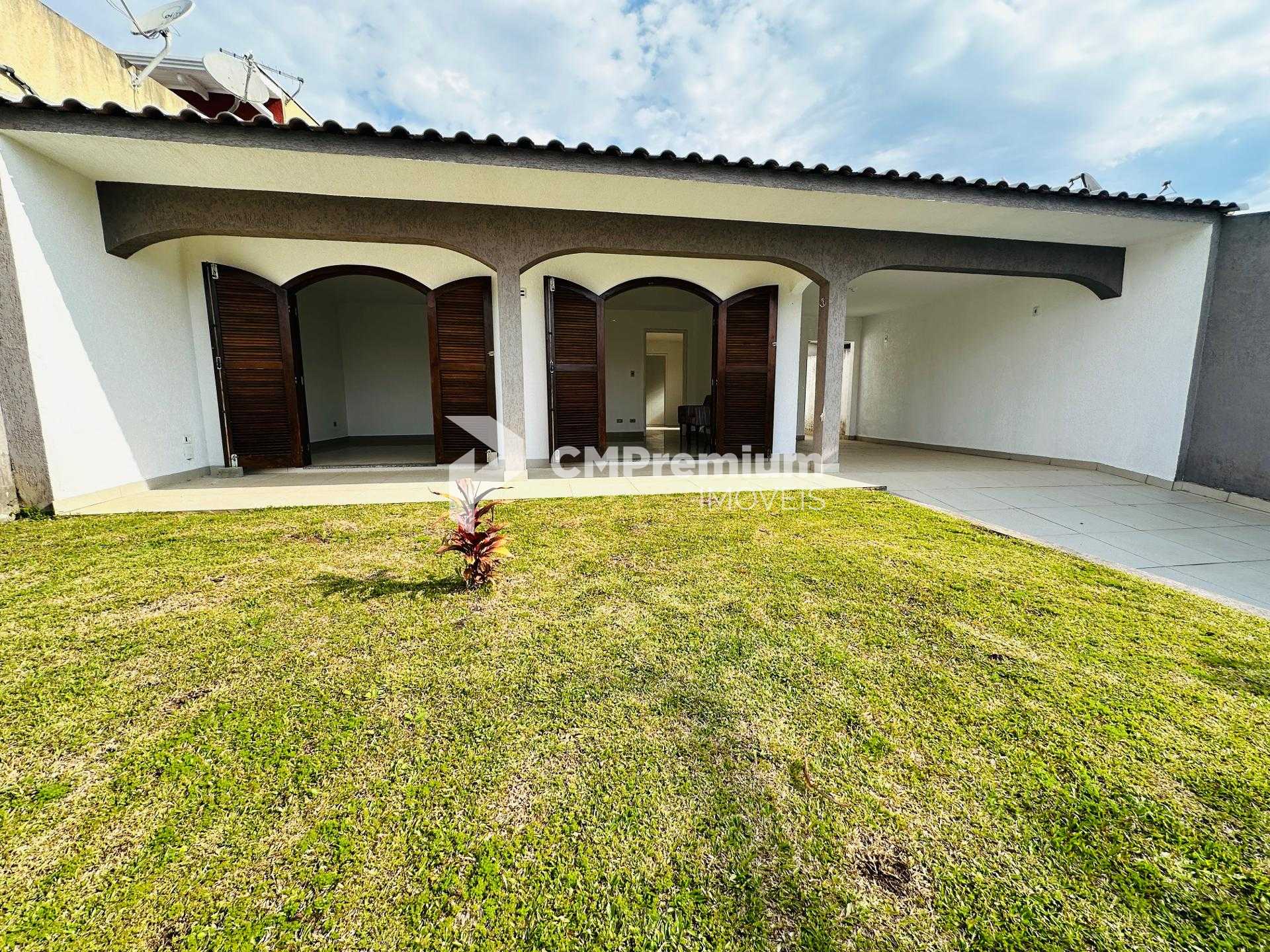 Casa à venda, rua Alfredo Scorsin, 313, São Braz, Curitiba-Pr