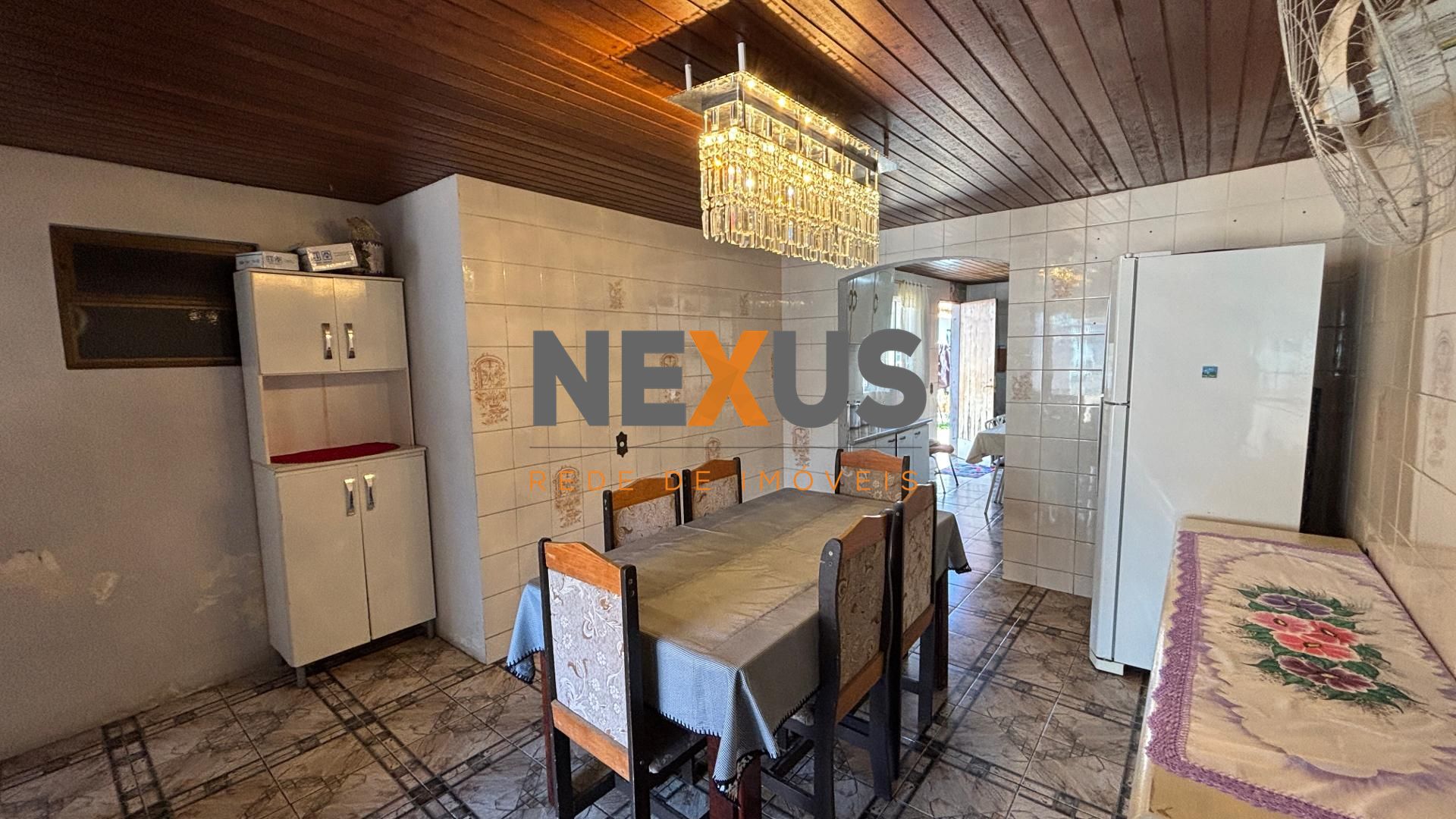 Casa com terreno à venda no Orleans Curitiba, 360m², com duas ...