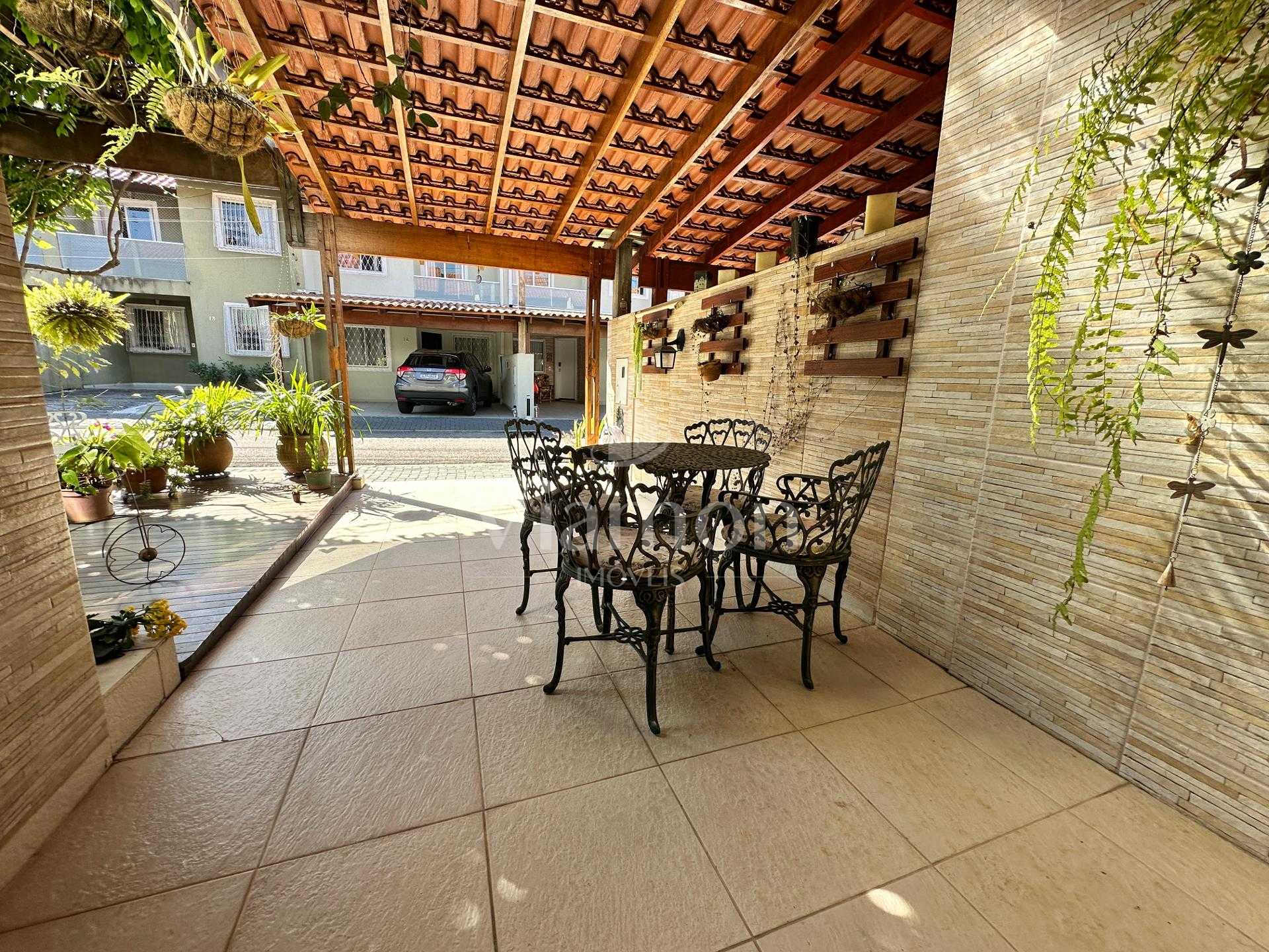 Sobrado à venda, Santa Felicidade, CURITIBA - PR