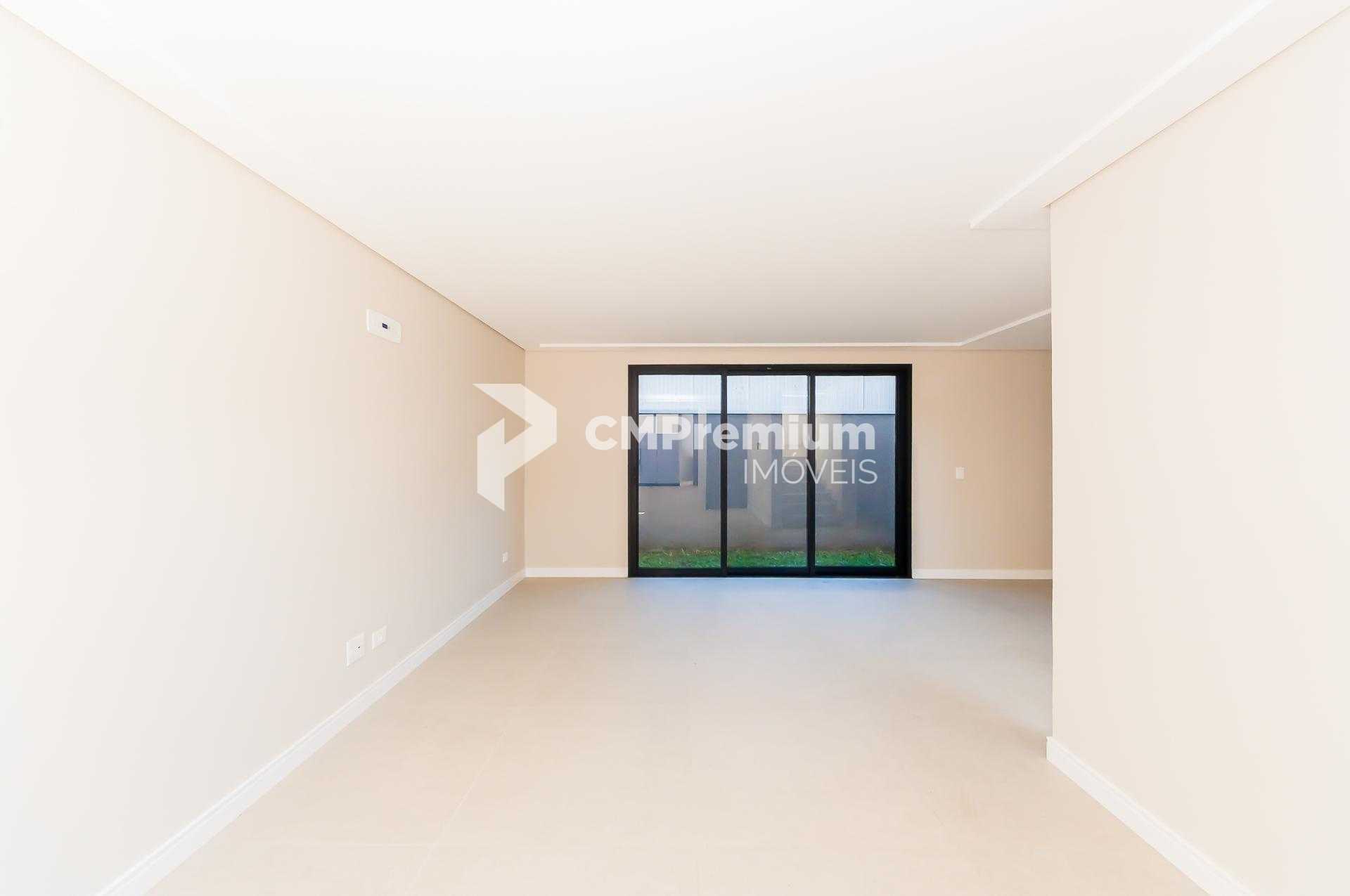 Sobrado em condomínio à venda, rua João Azolin, Santa Felicida...