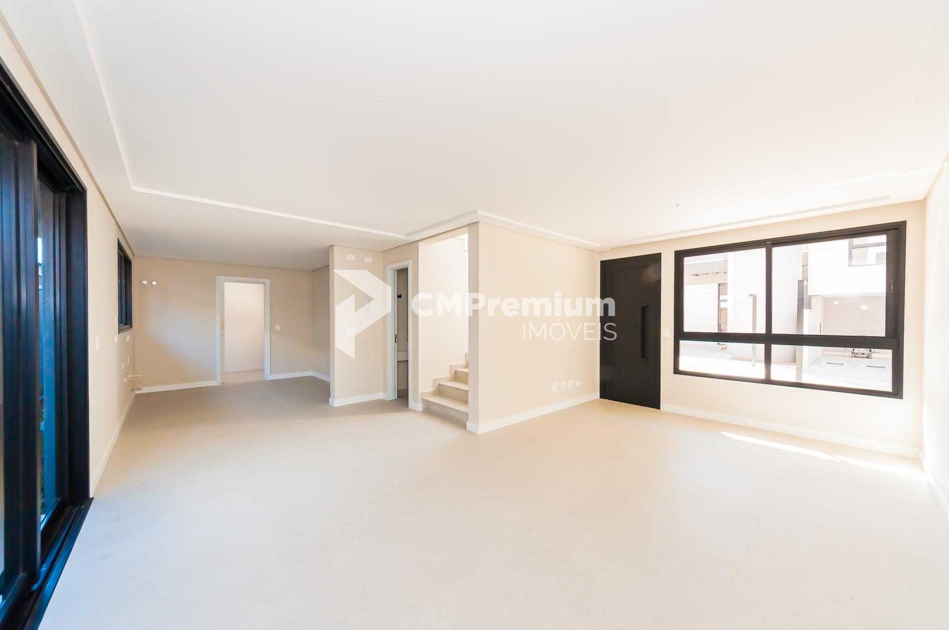 Sobrado em condomínio à venda, rua João Azolin, Santa Felicida...