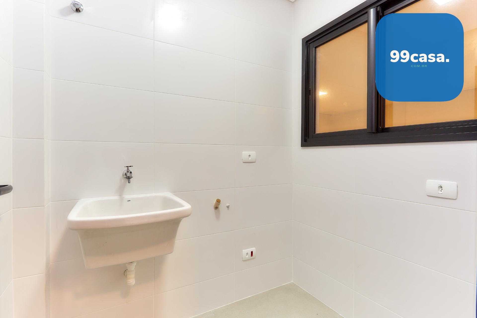 Casa à venda, Rua João Azolin, 72, bairro Santa Felicidade, Cu...