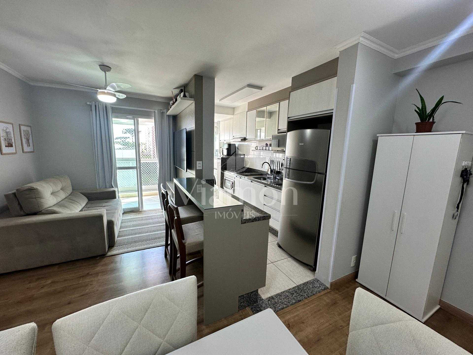 Apartamento à venda, Rua Professor João Falarz,555, Bairro Orl...