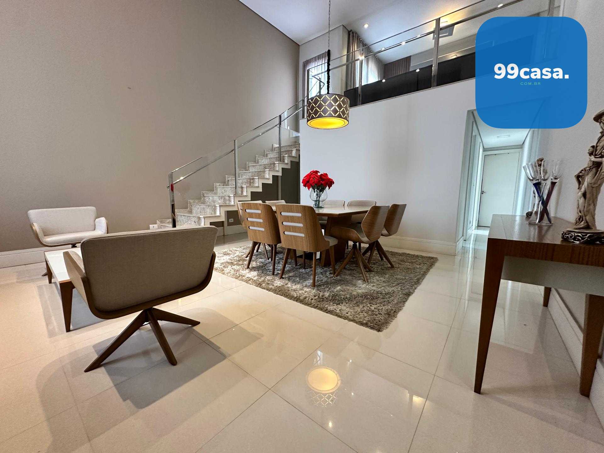 Sobrado com 4 quartos à venda, Santo Inácio, CURITIBA - PR