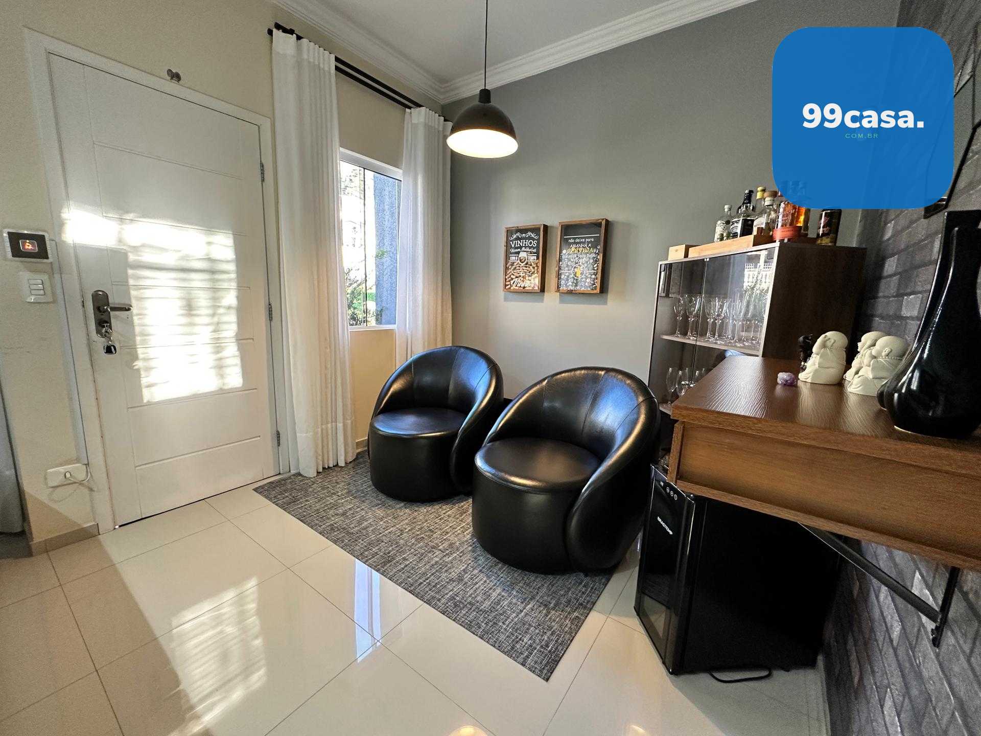 Sobrado à venda no Pilarzinho em Curitiba, 3 quartos, próximo ...