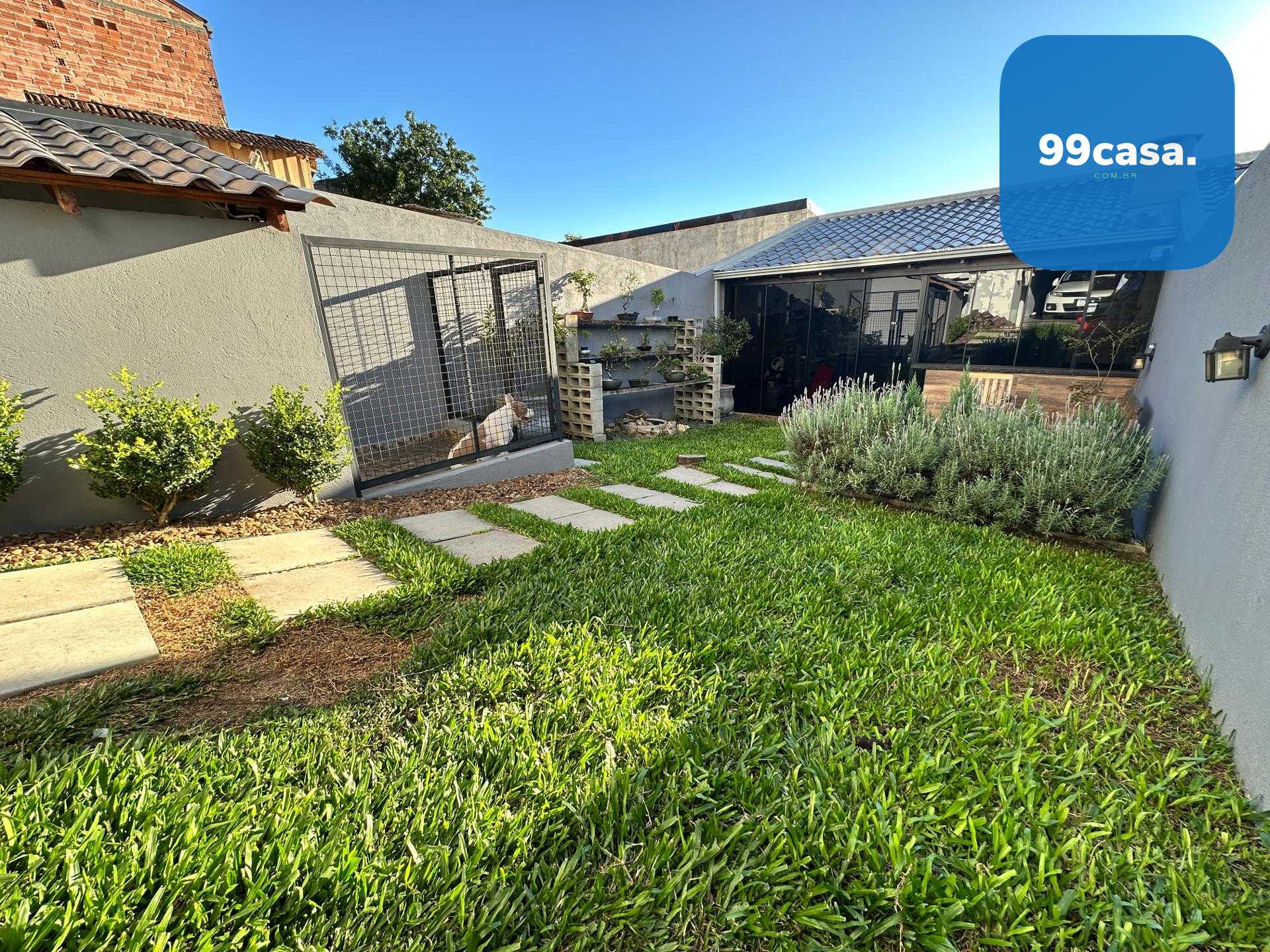 Sobrado à venda no Pilarzinho em Curitiba, 3 quartos, próximo ...