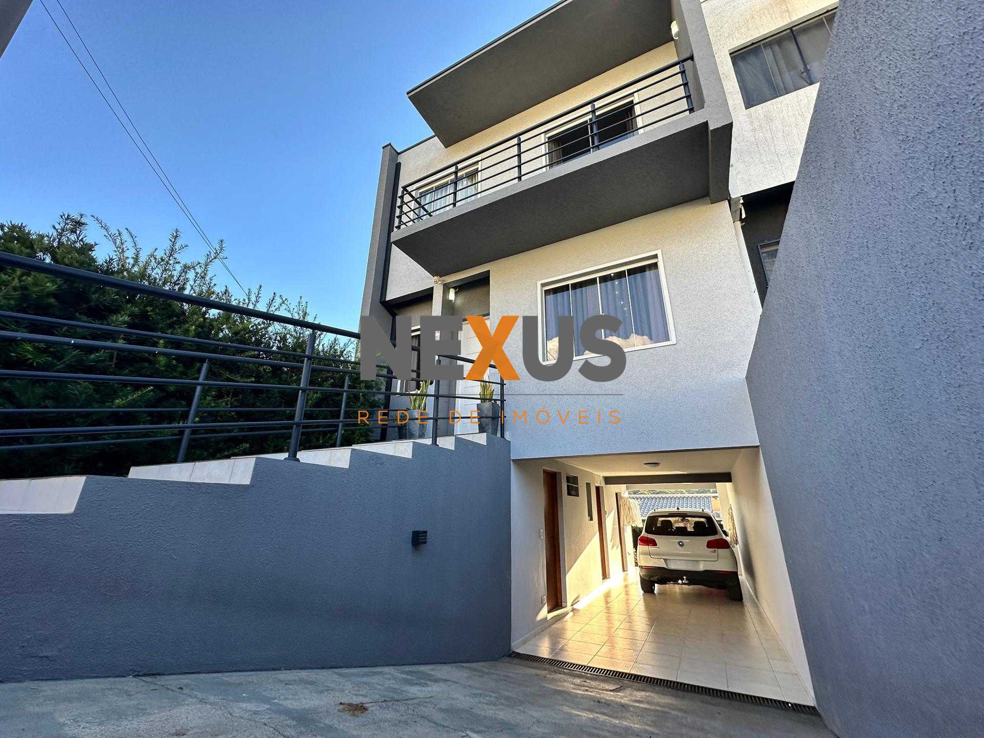 Sobrado à venda no Pilarzinho em Curitiba, 3 quartos, próximo ...