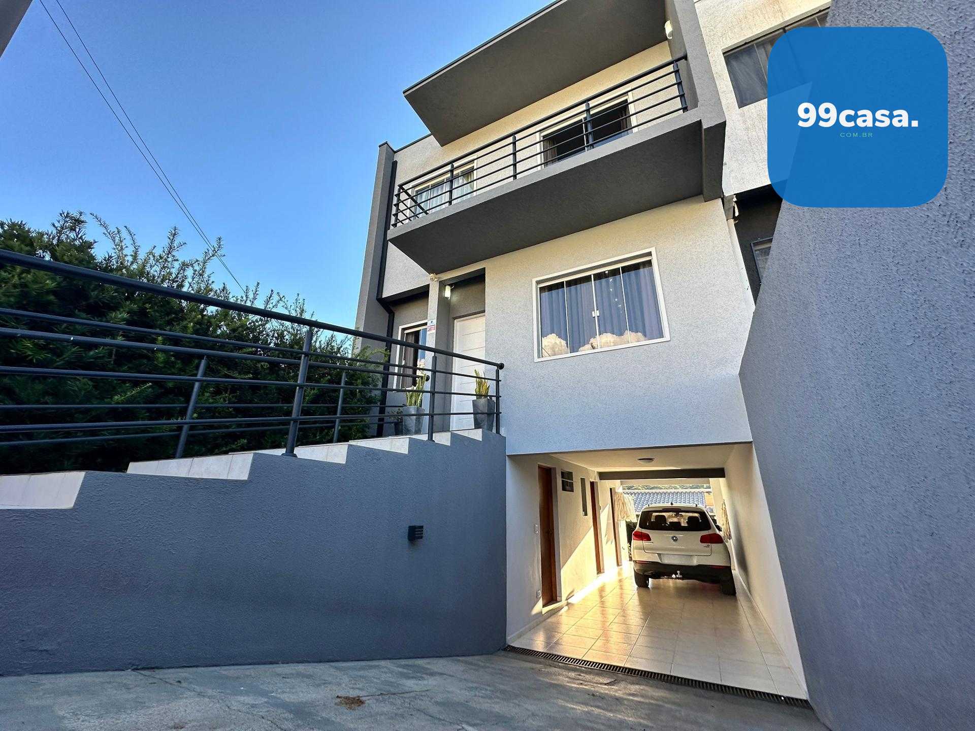 Sobrado à venda no Pilarzinho em Curitiba, 3 quartos, próximo ...