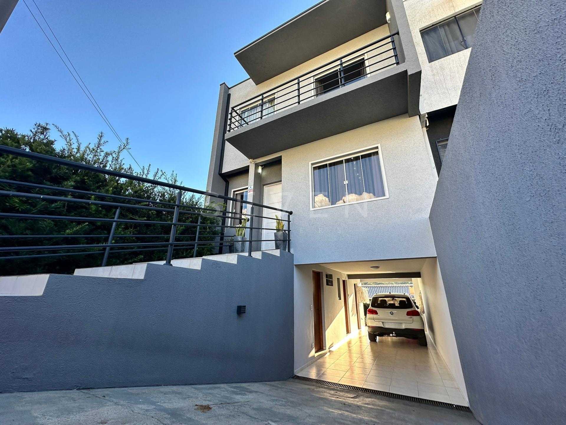 Sobrado à venda no Pilarzinho em Curitiba, 3 quartos, próximo ...