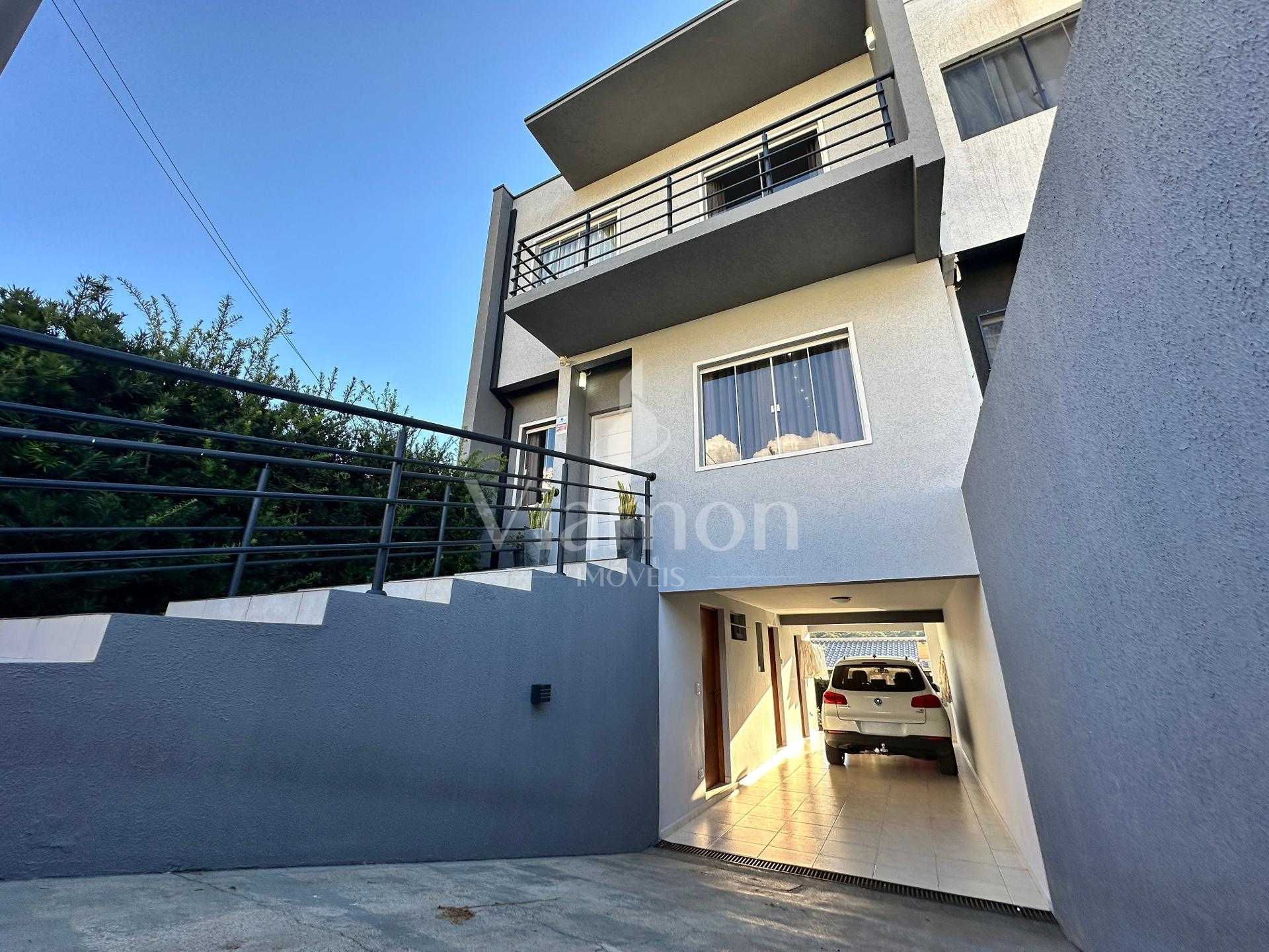 Sobrado à venda no Pilarzinho em Curitiba, 3 quartos, próximo ...