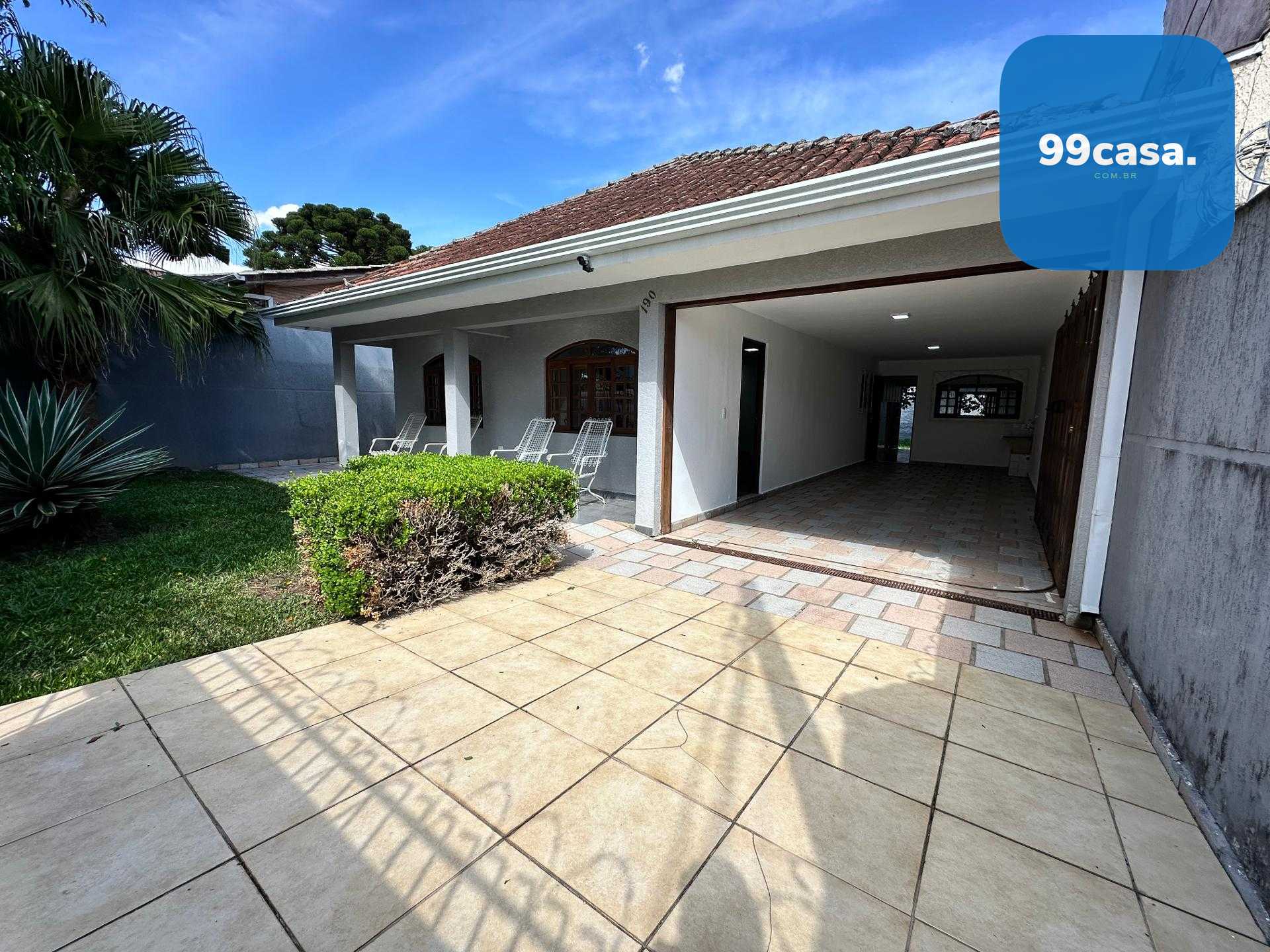 Casa térrea à venda no bairro São Braz em Curitiba, 4 quartos,...