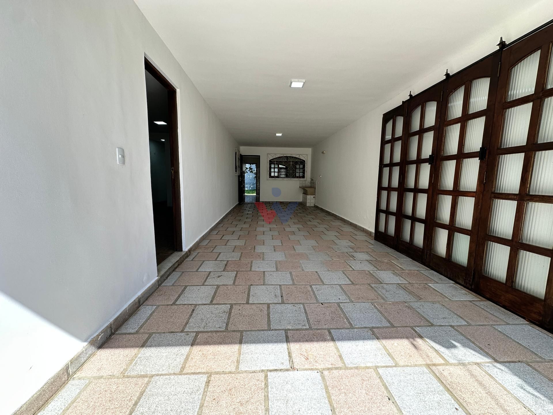 Casa térrea à venda no bairro São Braz em Curitiba, 4 quartos