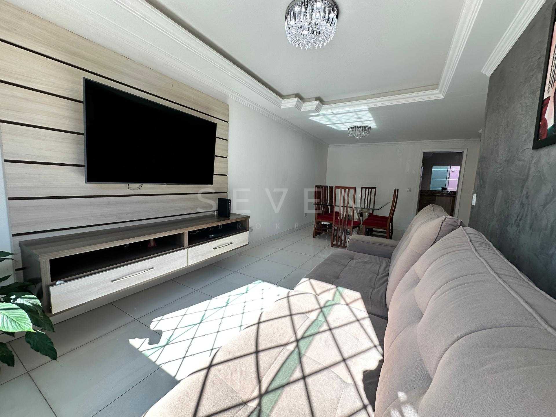 Sobrado com 4 quartos à venda, Cajuru, CURITIBA - PR