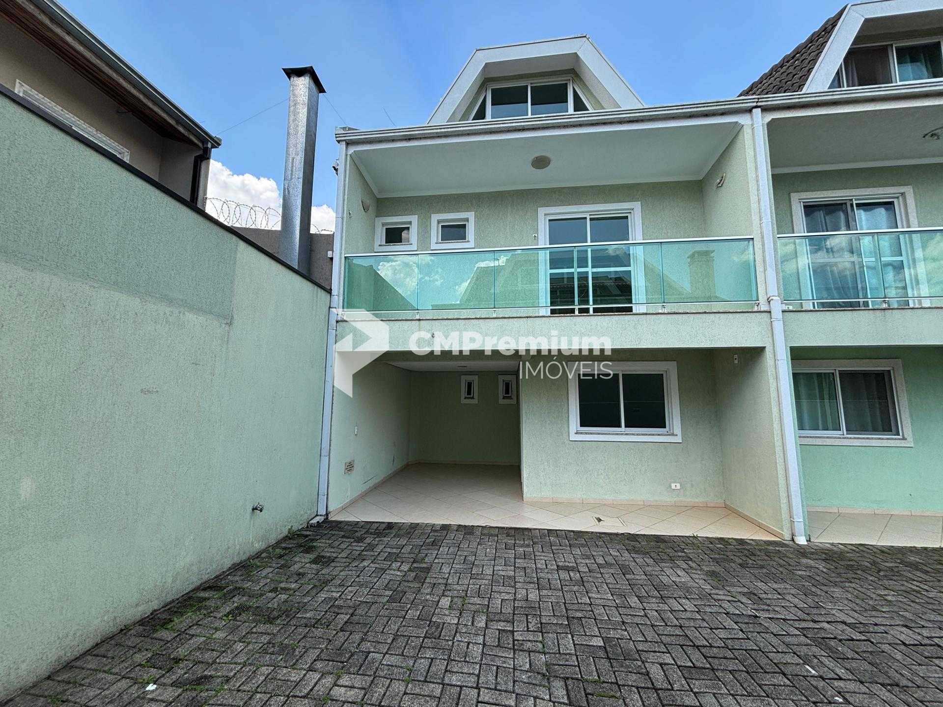 Sobrado com 3 quartos para locação, Santo Inácio, CURITIBA - PR