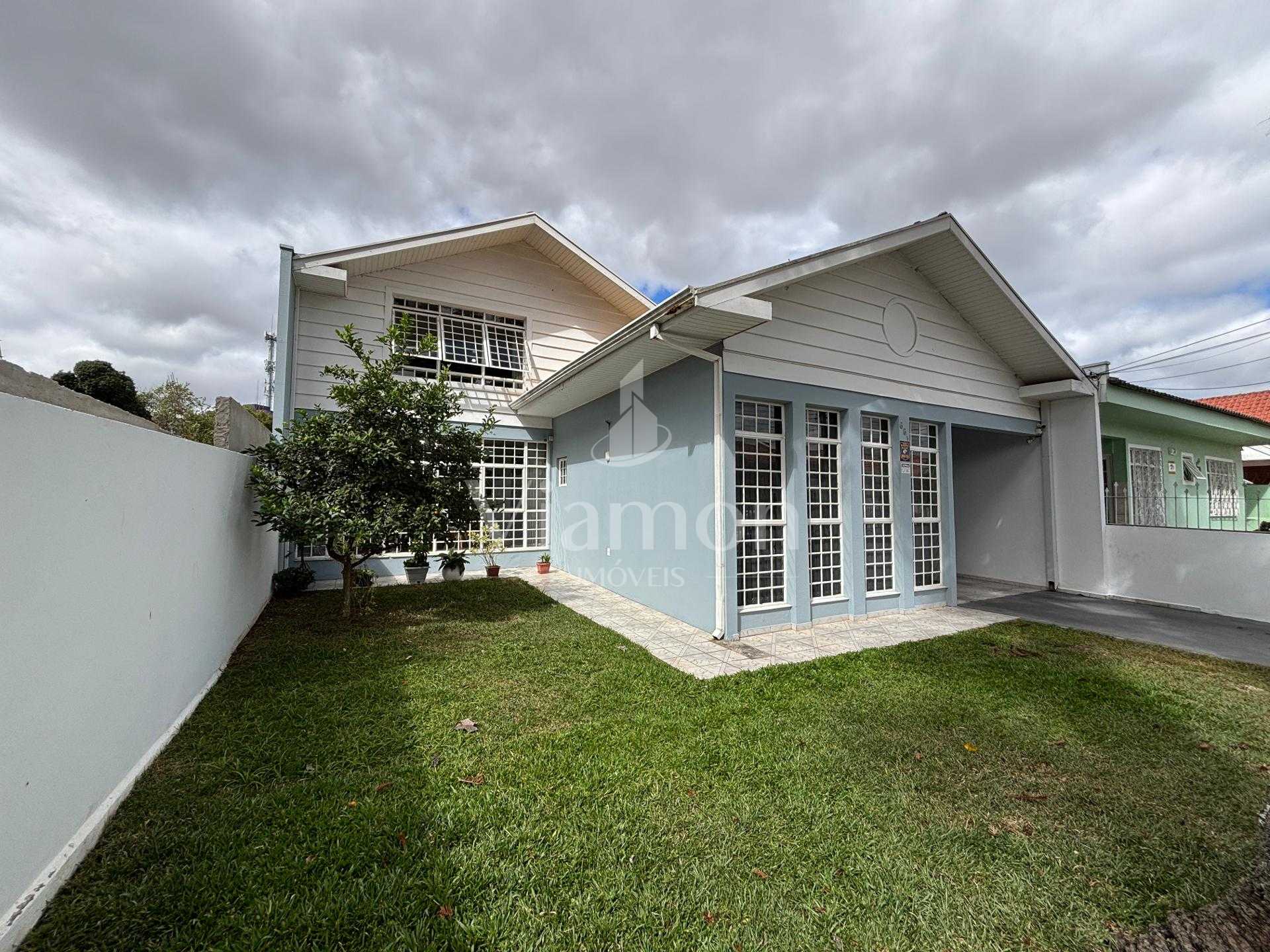 Casa à venda no bairro Portão, em Curitiba PR, com 3 quartos