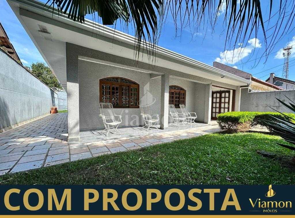 R$ 2.300.000 | Resid?ncia Exclusiva em Santa Felicidade com 40...