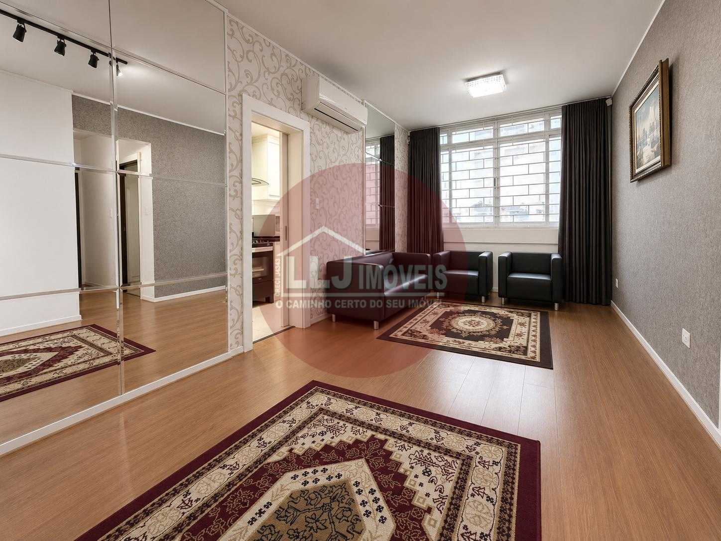 Sala Comercial, a venda no Centro, CURITIBA - PR