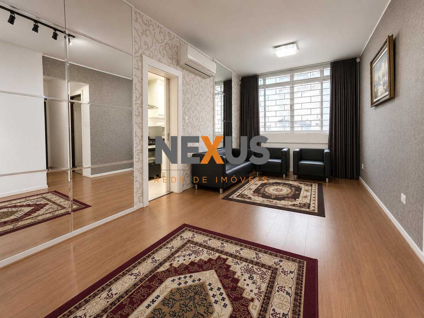 Sala Comercial, a venda no Centro, CURITIBA - PR
