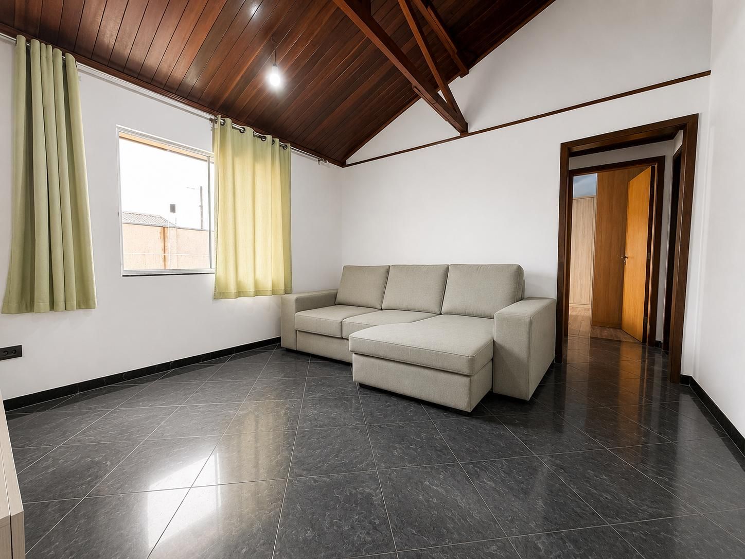 2 Casas com 2 Quartos Cada à Venda, Quississana, São José dos ...