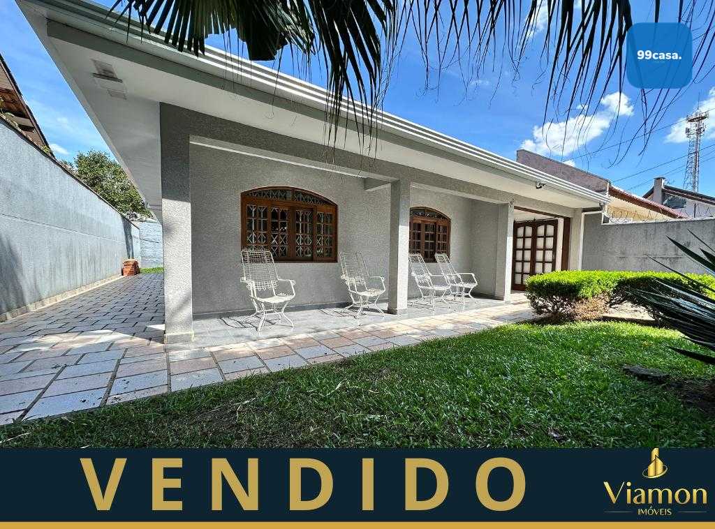 Casa térrea à venda no bairro São Braz em Curitiba, 4 quartos