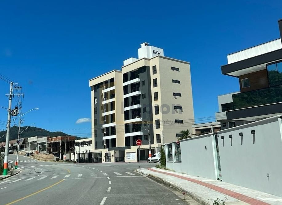 Apto a venda, entregue em 2024, no 2 andar do Ed Lancaster, Sã...