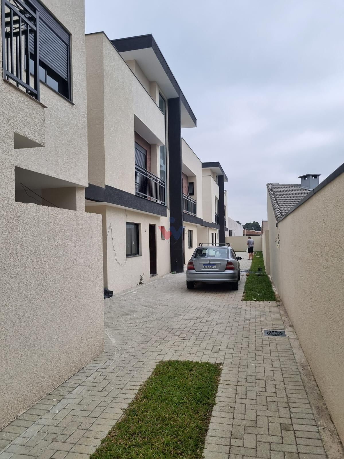 Sobrado novo no Uberaba, Curitiba PR, com 3 quartos  1 suíte ,...