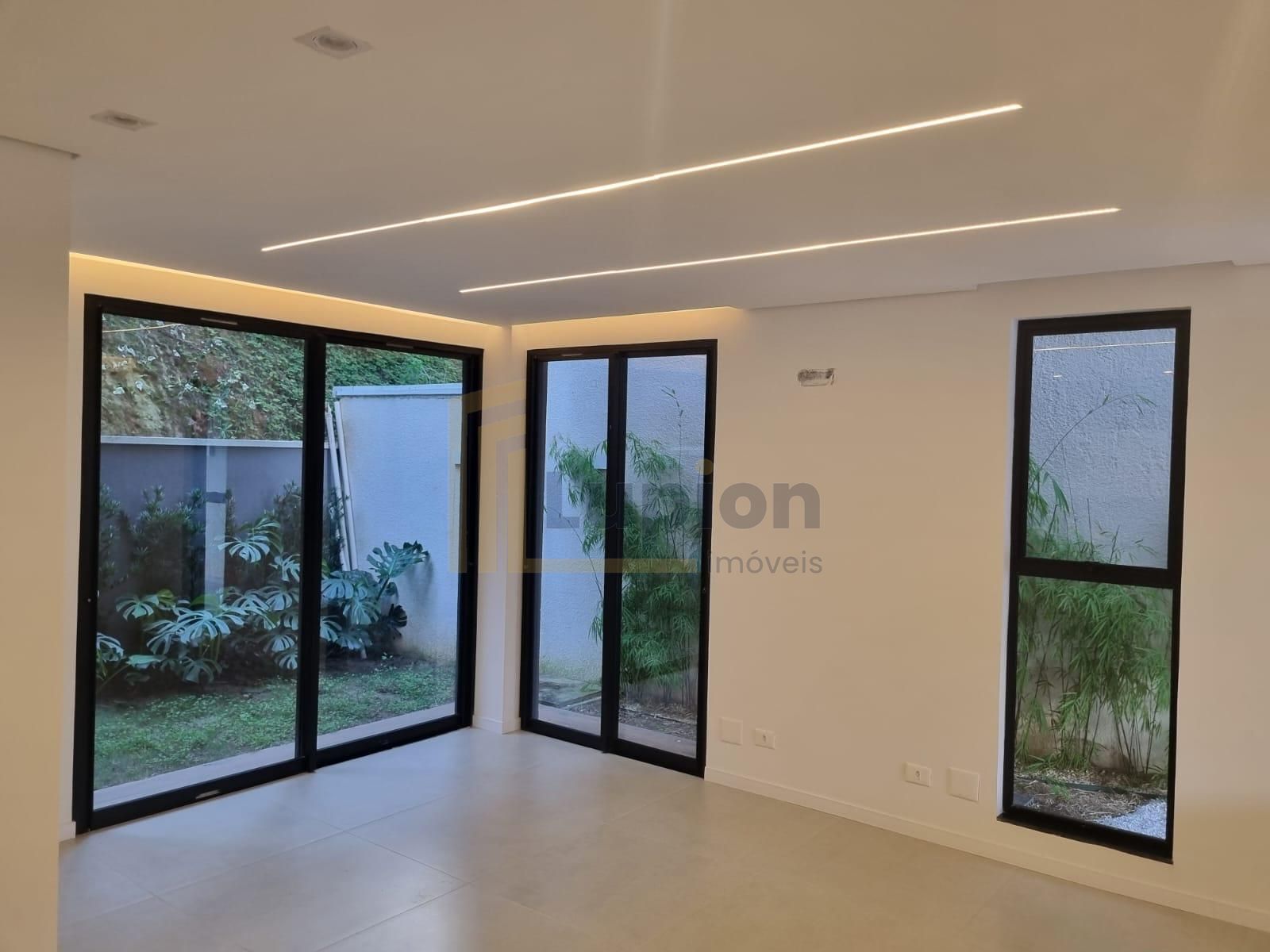 Casa em Condominio à venda, Santa Cândida, CURITIBA - PR