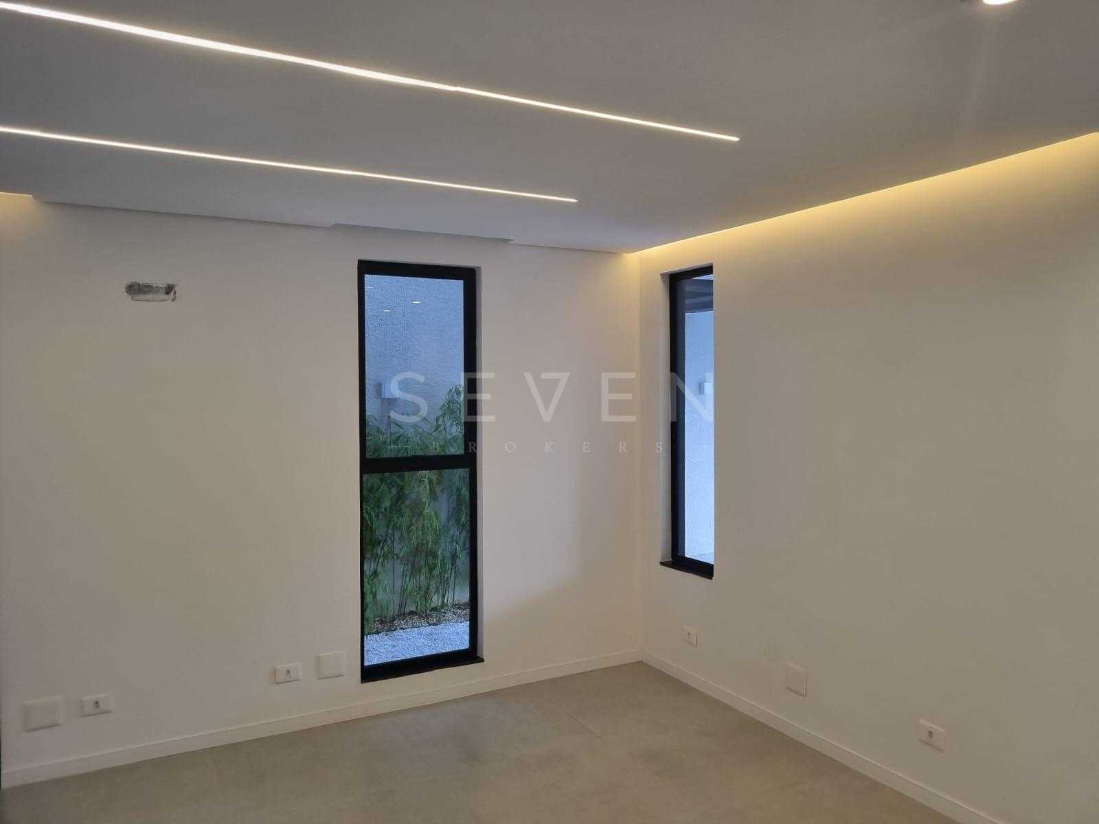 Casa em Condominio à venda, Santa Cândida, CURITIBA - PR