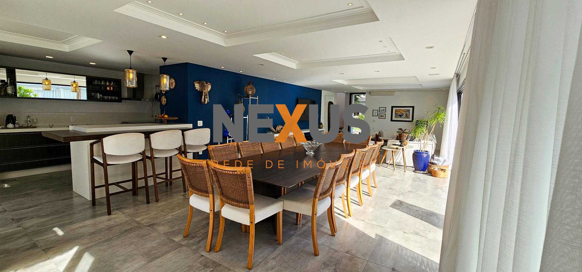 Casa à venda, 2 suítes, 2 demi-suítes, em condomínio, bairro d...