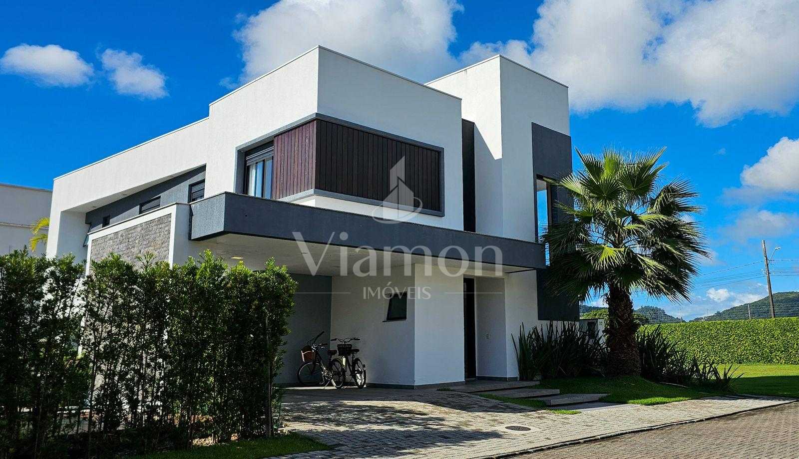 Casa à venda, 2 suítes, 4 demi-suítes, em condomínio, bairro d...