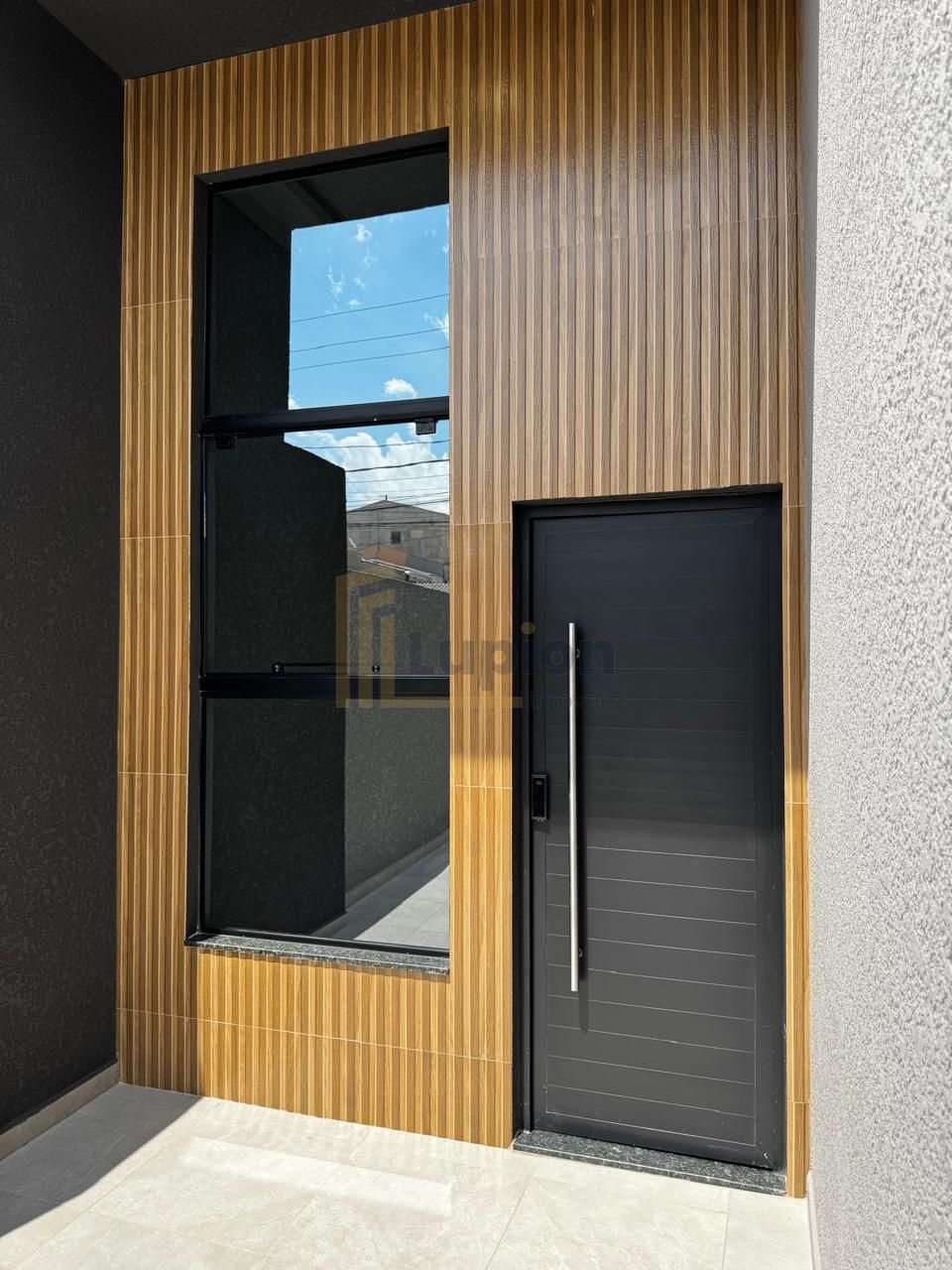 Casa com piscina à venda no Iguaçu, Fazenda Rio Grande - 3 qua...