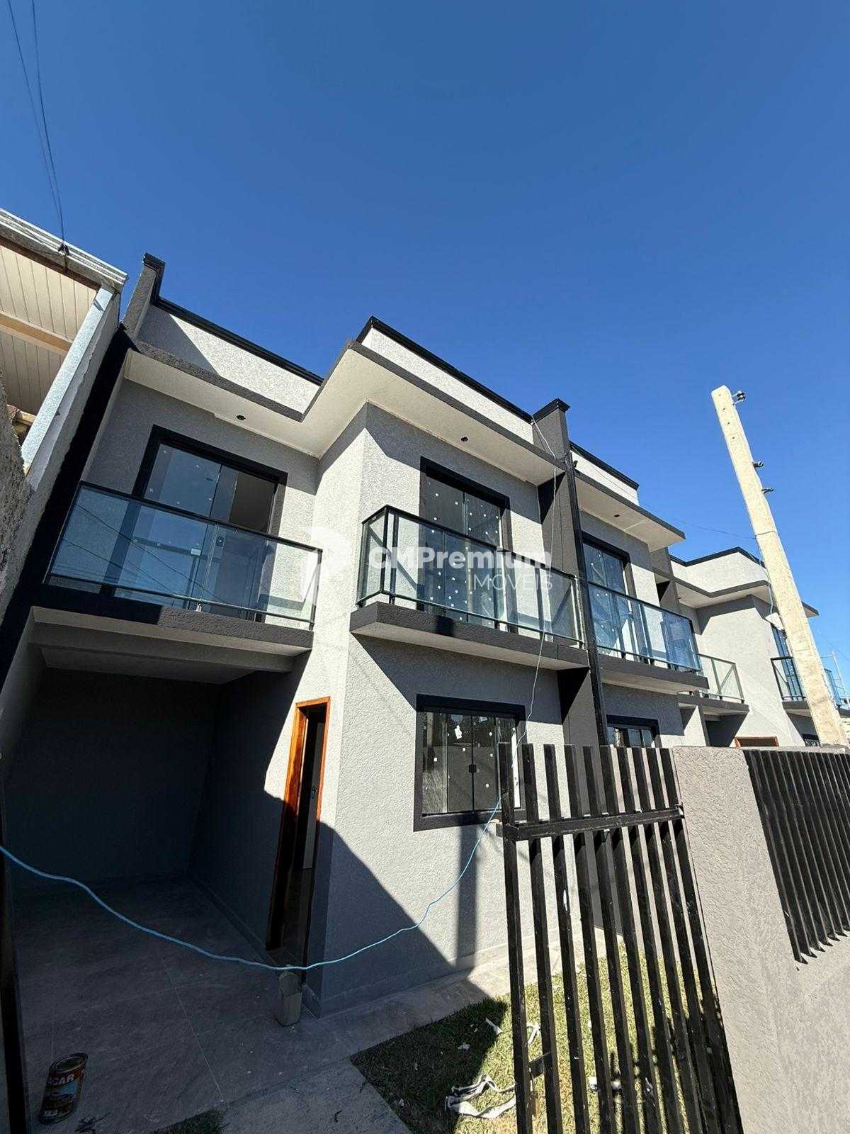 Sobrados novos no Tatuquara, divisa com Umbará. 3 quartos, áre...