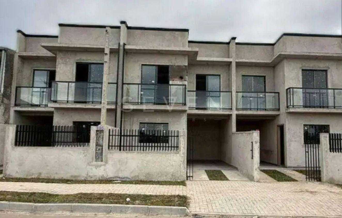 Sobrados novos no Tatuquara, divisa com Umbará. 3 quartos, áre...