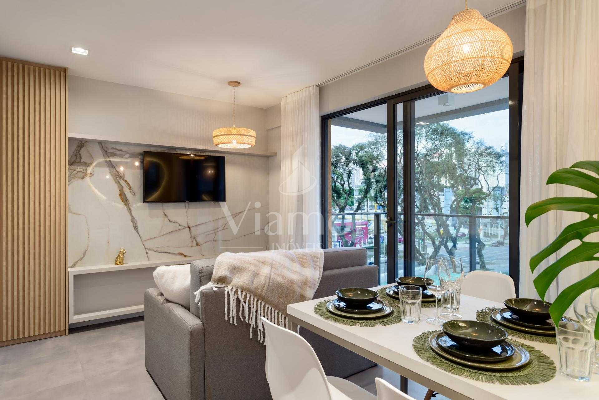 Studio à venda no Água Verde | Casa Modena com sacada e roofto...