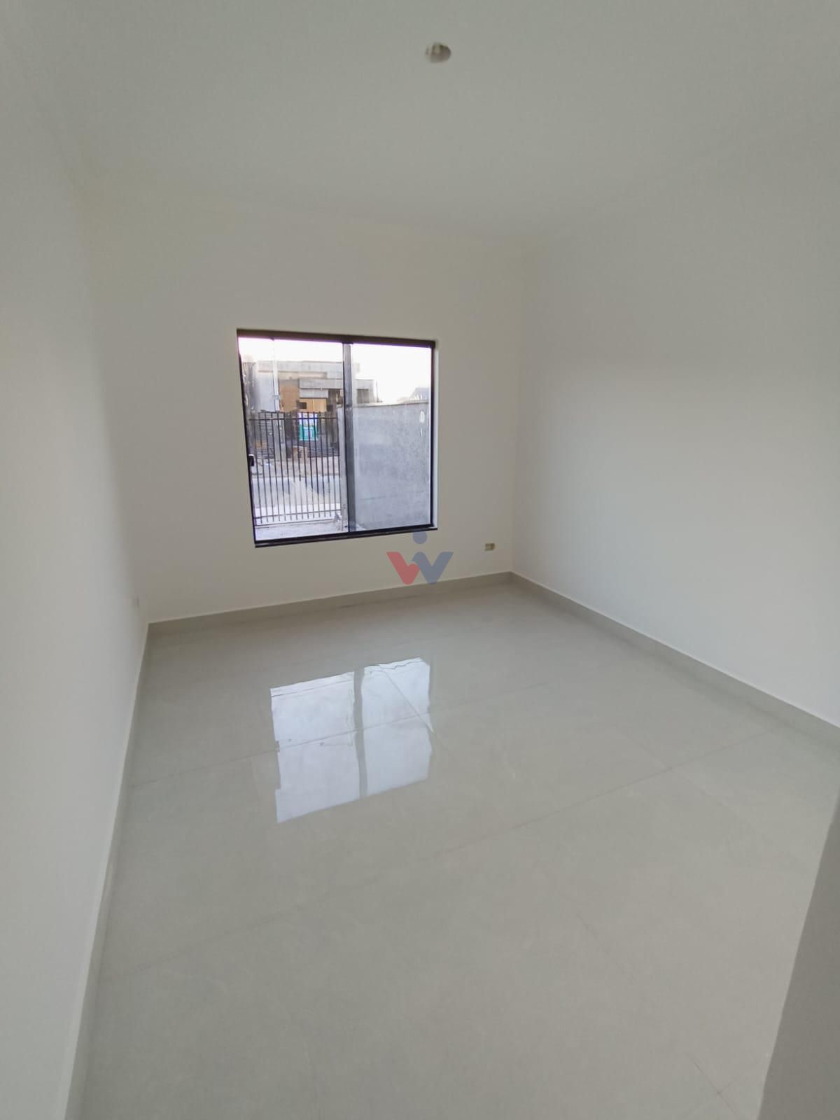 Casa à venda 3 quartos com suíte | Pé direito alto e espaço go...