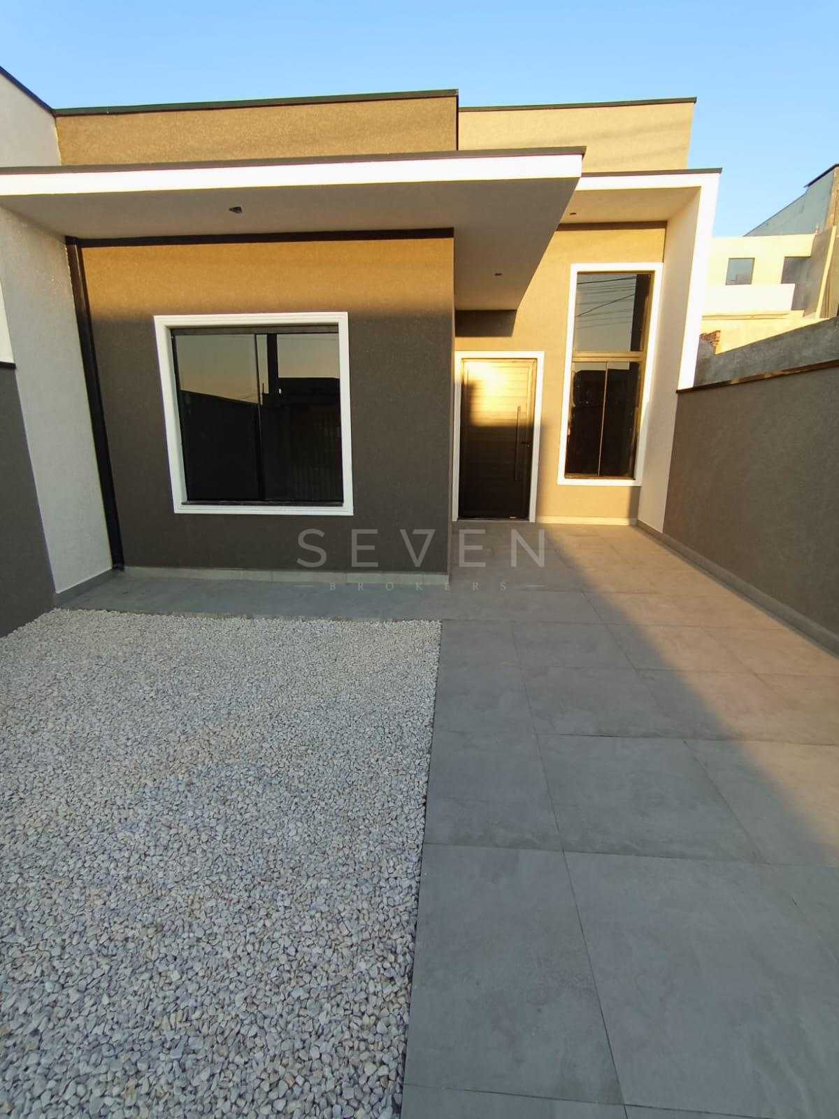 Casa à venda 3 quartos com suíte | Pé direito alto e espaço go...